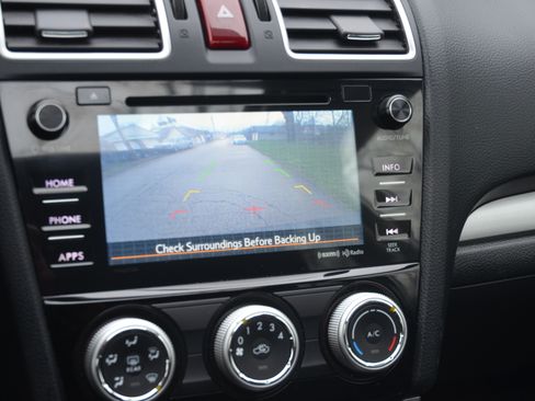 Used 2016 Subaru Forester 2.5i Premium image 18