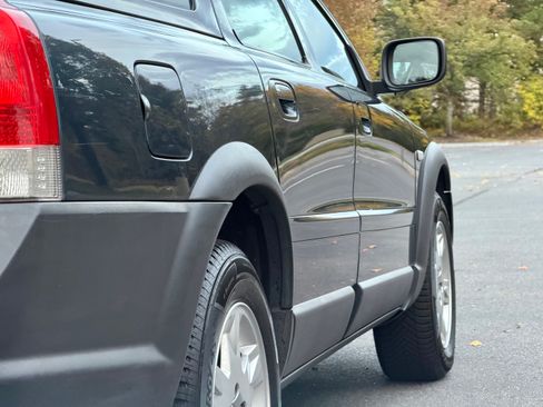 Used 2005 Volvo XC70 image 12