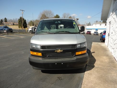 New 2026 Chevrolet Express 2500 image 6