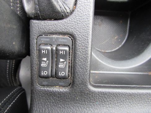 Used 2013 Subaru XV Crosstrek 2.0i Limited image 21