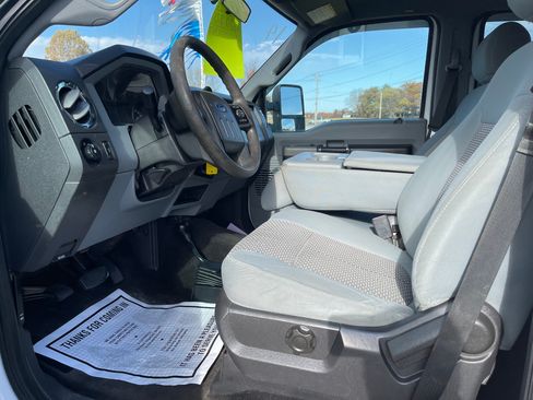Used 2014 Ford F250 XLT image 8