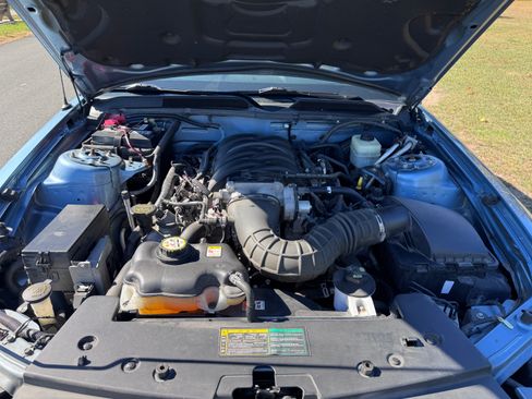 Used 2006 Ford Mustang GT Premium image 27