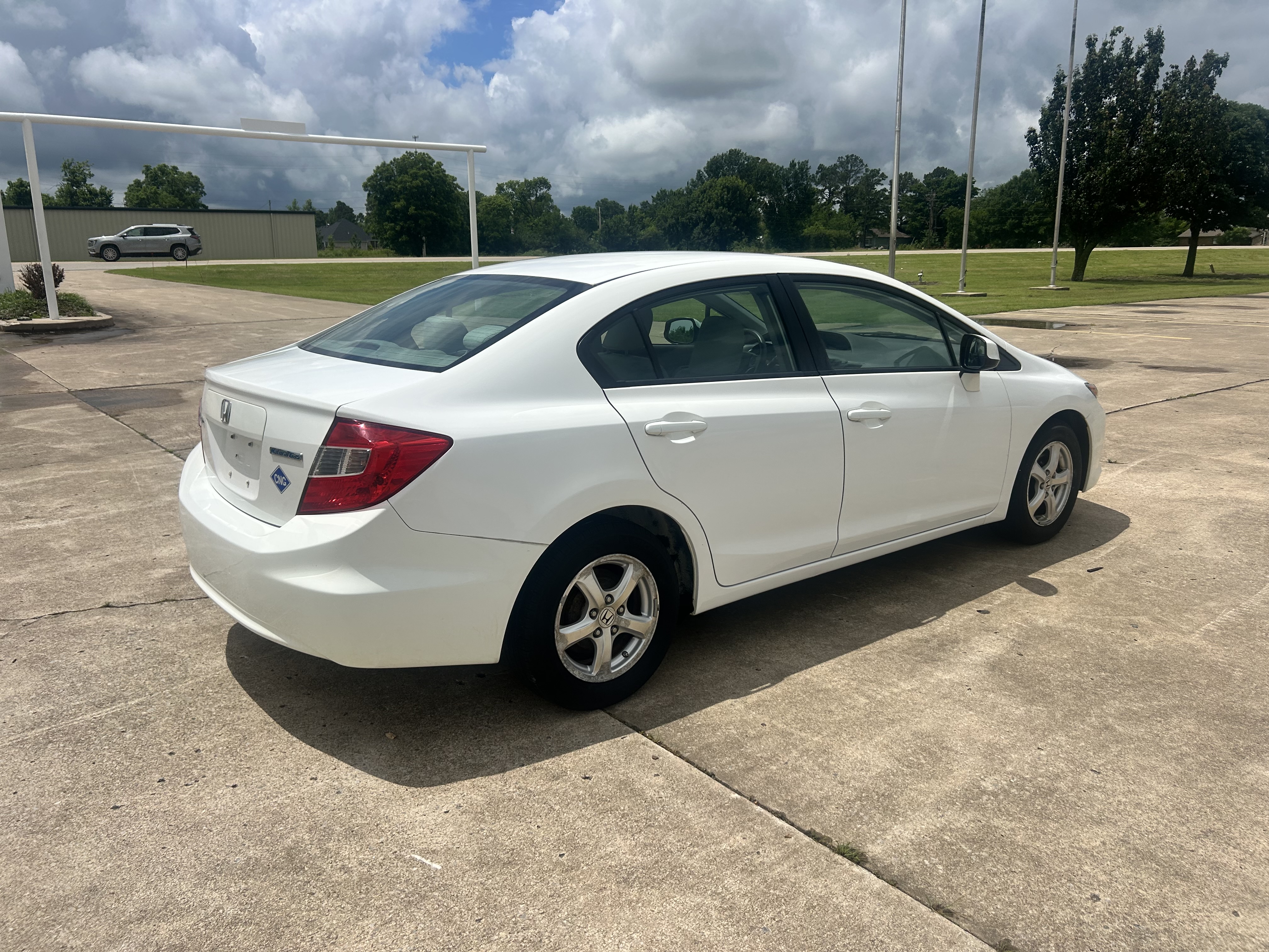 Used 2012 Honda Civic Natural Gas Sedan image 5