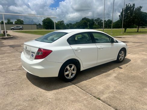 Used 2012 Honda Civic Natural Gas Sedan image 5