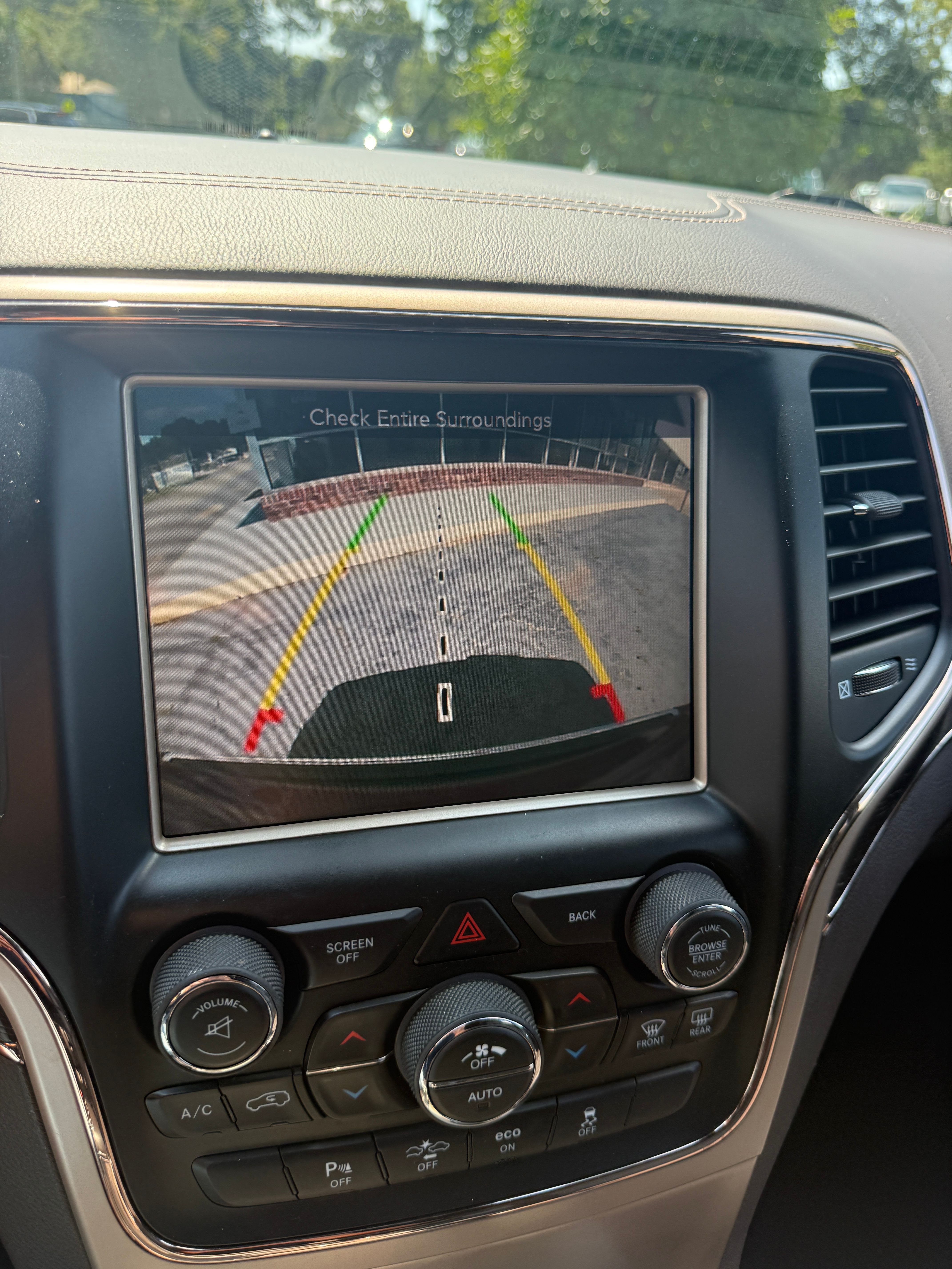 Used 2014 Jeep Grand Cherokee 4WD Summit image 14