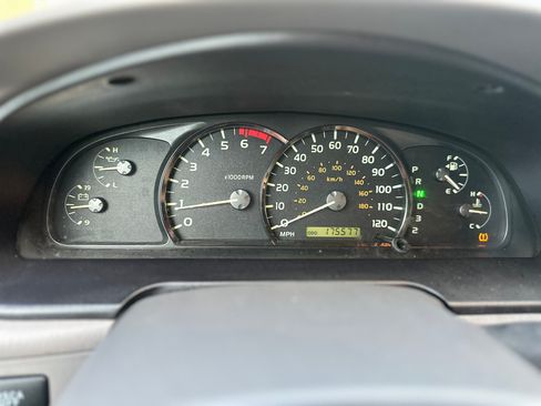 Used 2006 Toyota Sequoia Limited image 17