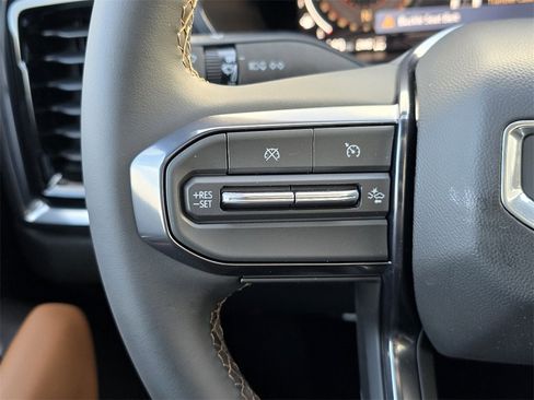 New 2026 GMC Canyon AT4 image 16