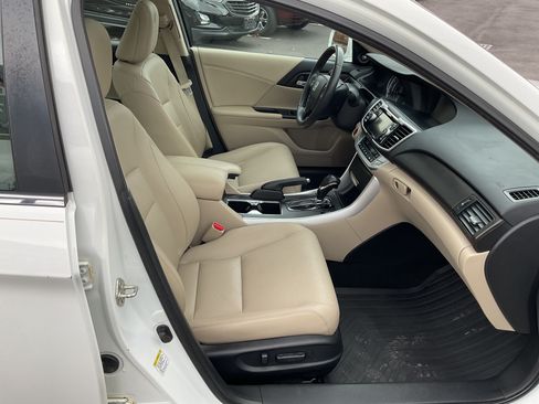 Used 2014 Honda Accord EX-L image 9