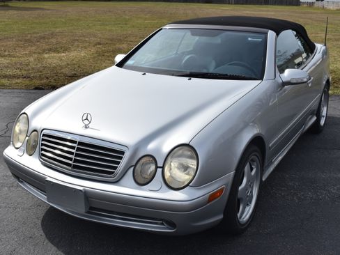 Used 2001 Mercedes-Benz CLK 430 image 22