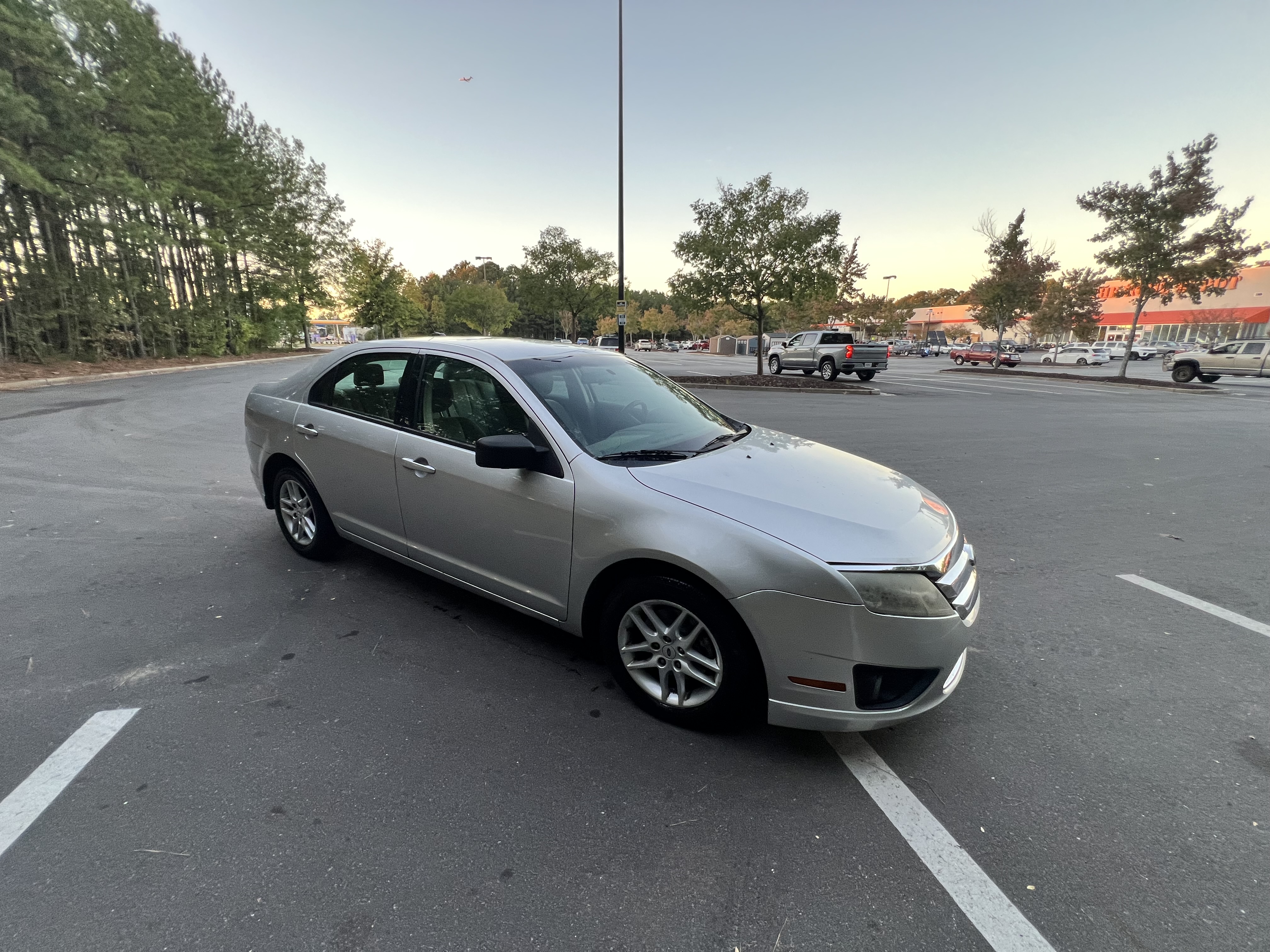 Used 2012 Ford Fusion S FWD image 8