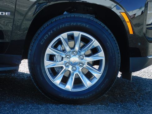 Used 2025 Chevrolet Tahoe Premier image 9