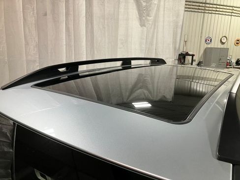 Used 2021 Subaru Ascent Premium image 7