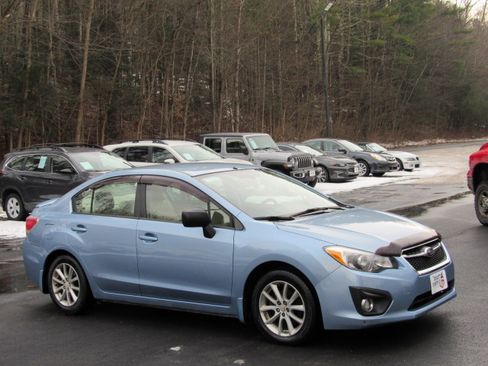 Used 2012 Subaru Impreza 2.0i Premium image 13