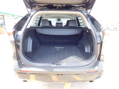 Used 2021 Toyota RAV4 Adventure image 7