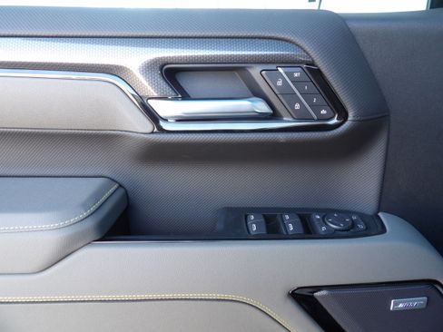 New 2026 Chevrolet Silverado 1500 ZR2 image 20