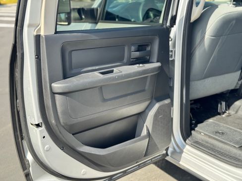 Used 2016 RAM 3500 ST image 14