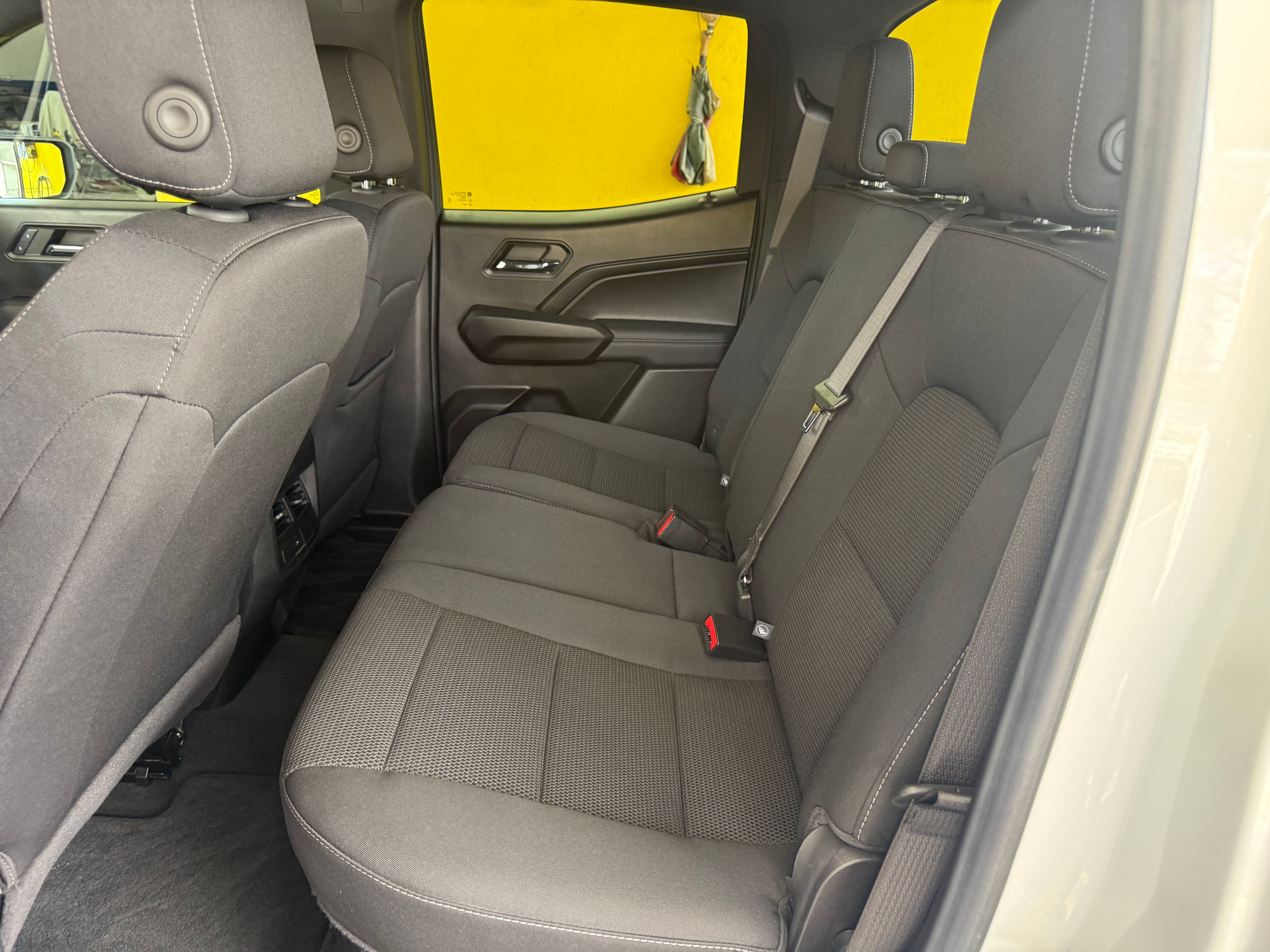 Used 2024 GMC Canyon 2WD Crew Cab Elevation image 4