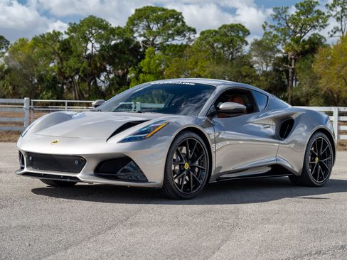 Used 2024 Lotus Emira First Edition image 5