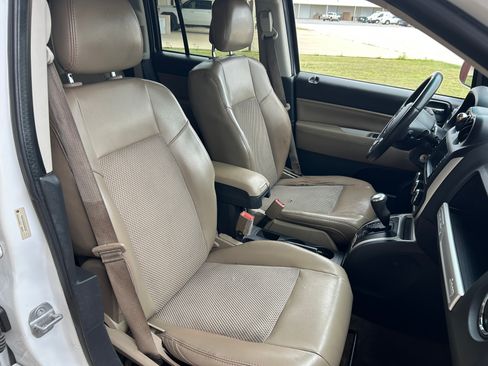 Used 2014 Jeep Compass FWD Latitude image 13