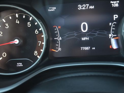 Used 2019 Jeep Compass Limited image 31