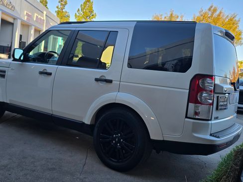 Used 2011 Land Rover LR4 HSE LUX image 13