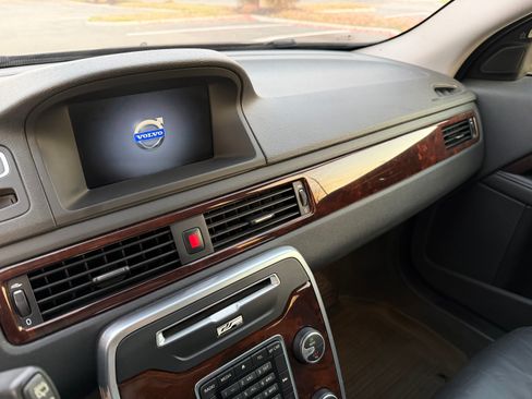 Used 2015 Volvo XC70 T6 Platinum image 48