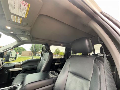 Used 2018 Ford F250 Lariat AWD/4WD image 7