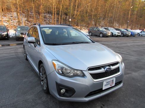 Used 2013 Subaru Impreza 2.0i Sport Premium image 12