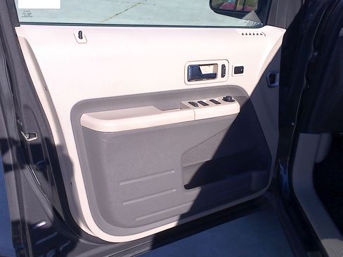 Used 2007 Ford Edge SEL image 9