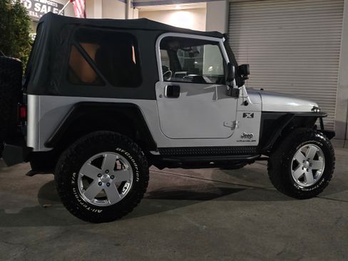 Used 2005 Jeep Wrangler Sport image 5