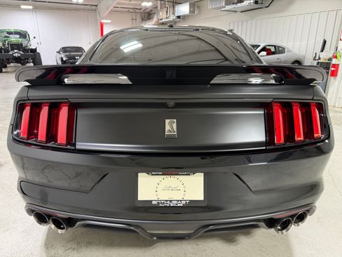 Used 2016 Ford Mustang Shelby GT350 RWD image 6
