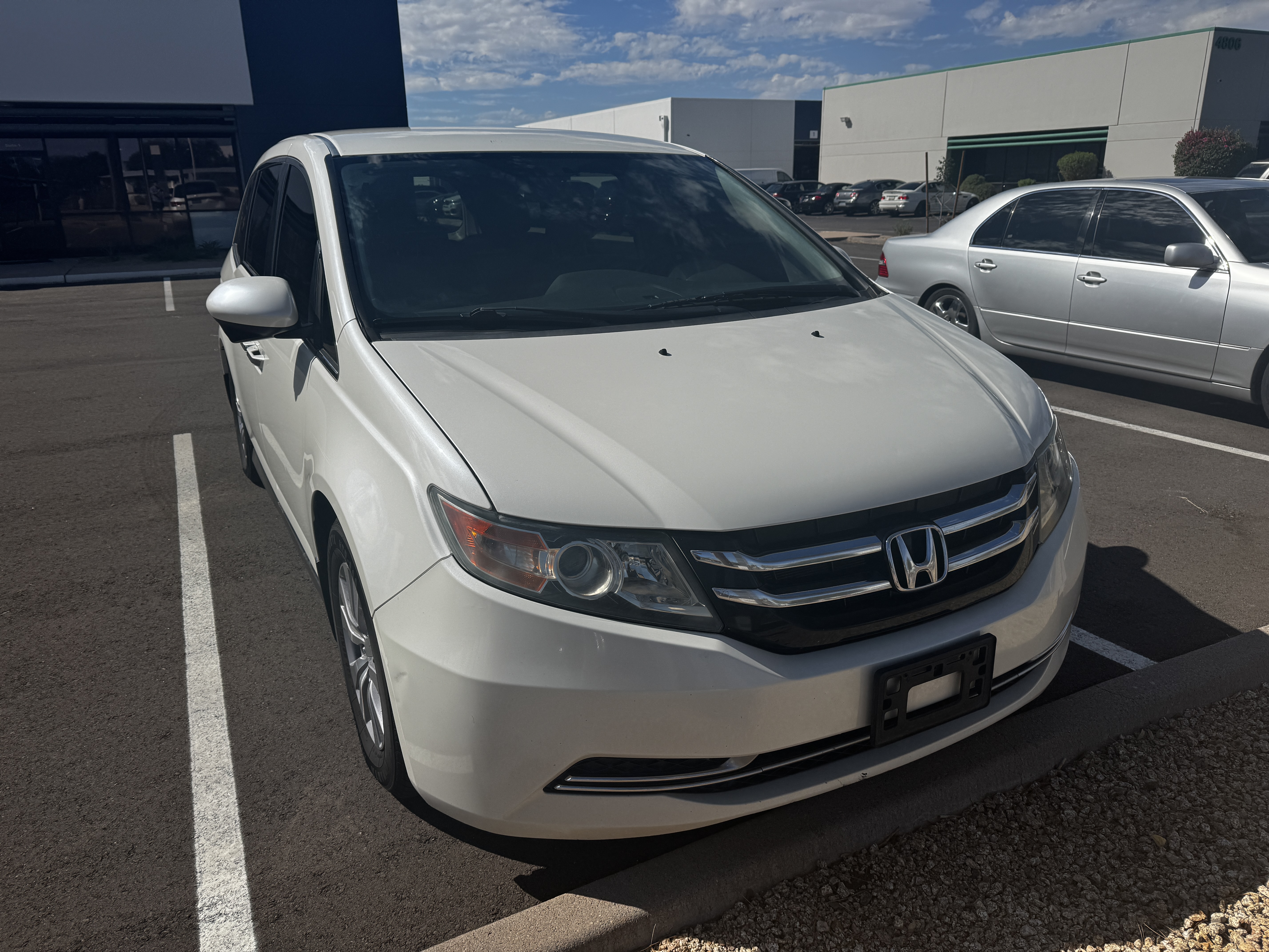 Used 2017 Honda Odyssey SE image 6