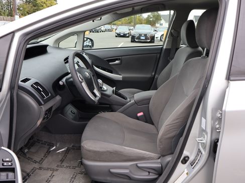 Used 2011 Toyota Prius Three image 11