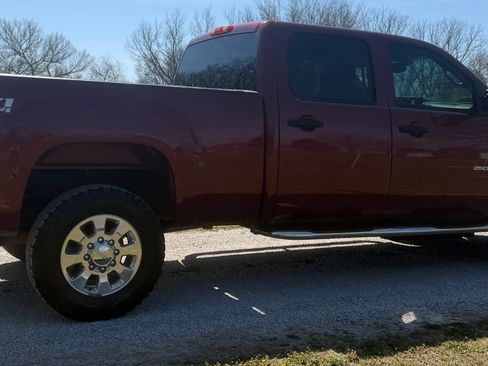 Used 2014 GMC Sierra 2500 SLE image 8