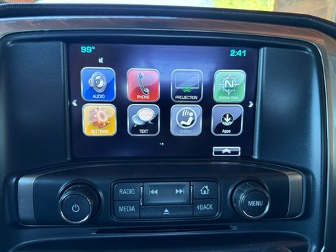 Used 2018 Chevrolet Silverado 2500 4x4 Crew Cab LT image 12