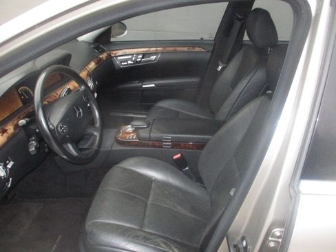 Used 2007 Mercedes-Benz S 550 image 11