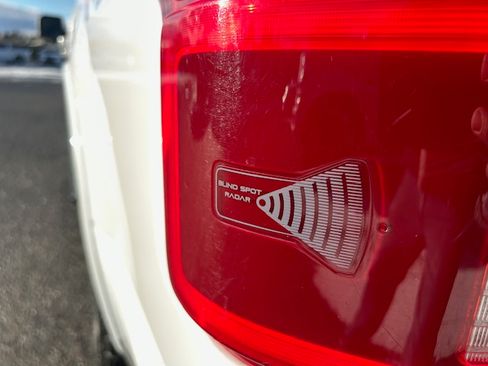 Used 2018 Ford F150 XLT image 12