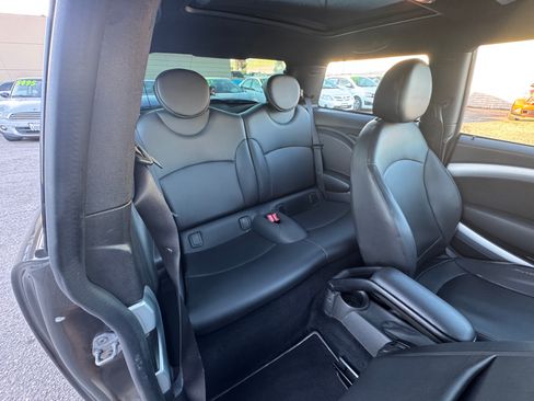 Used 2012 MINI Cooper S image 17
