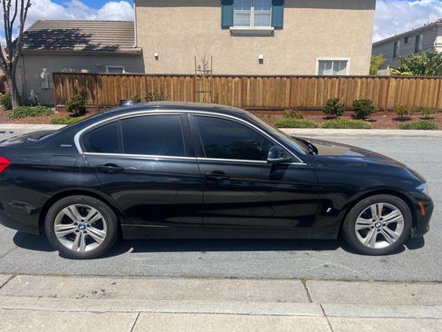 Used 2017 BMW 330e image 18