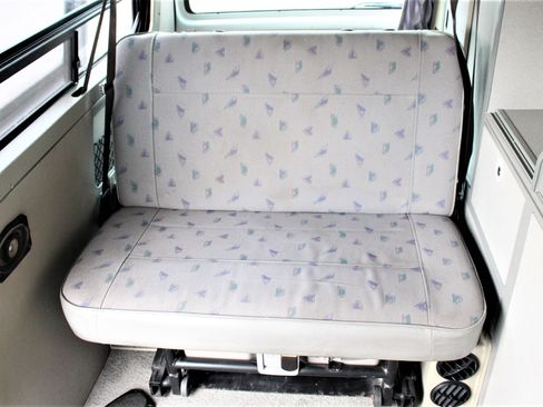 Used 1997 Volkswagen Eurovan Camper FWD image 15