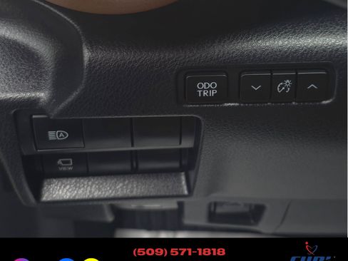 Used 2021 Lexus IS 300 image 18