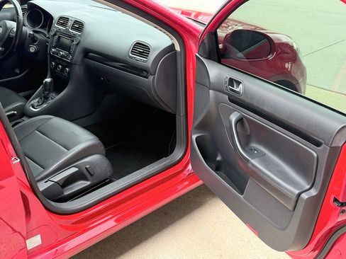 Used 2012 Volkswagen Jetta TDI image 17