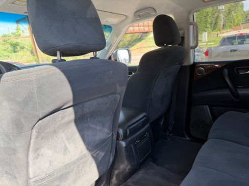 Used 2017 Nissan Armada image 12