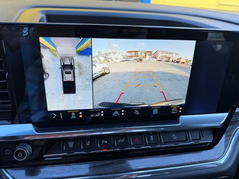 Used 2024 Chevrolet Silverado 2500 LTZ image 9