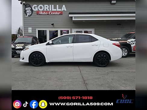 Used 2017 Toyota Corolla image 4