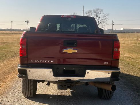 Used 2015 Chevrolet Silverado 2500 LTZ image 5