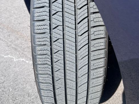 Used 2008 Buick LaCrosse CXL image 10