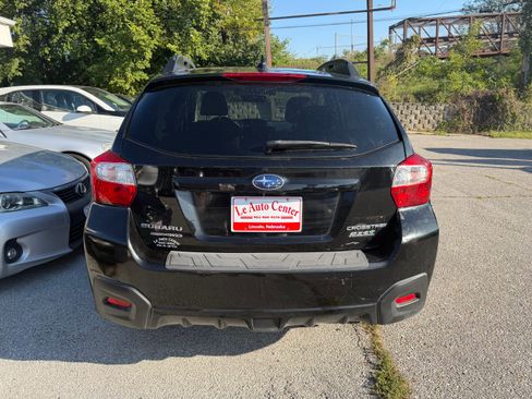 Used 2017 Subaru Crosstrek 2.0i Premium image 3