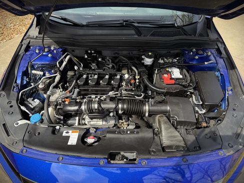 Used 2021 Honda Accord Sport image 5