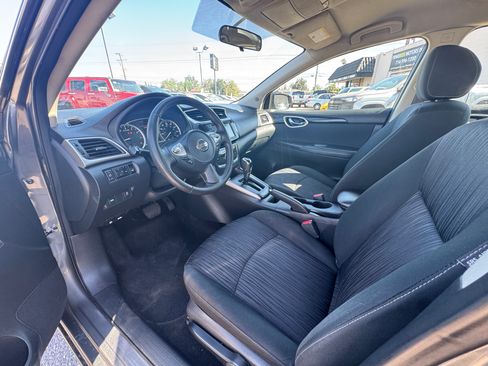 Used 2019 Nissan Sentra SV FWD image 14